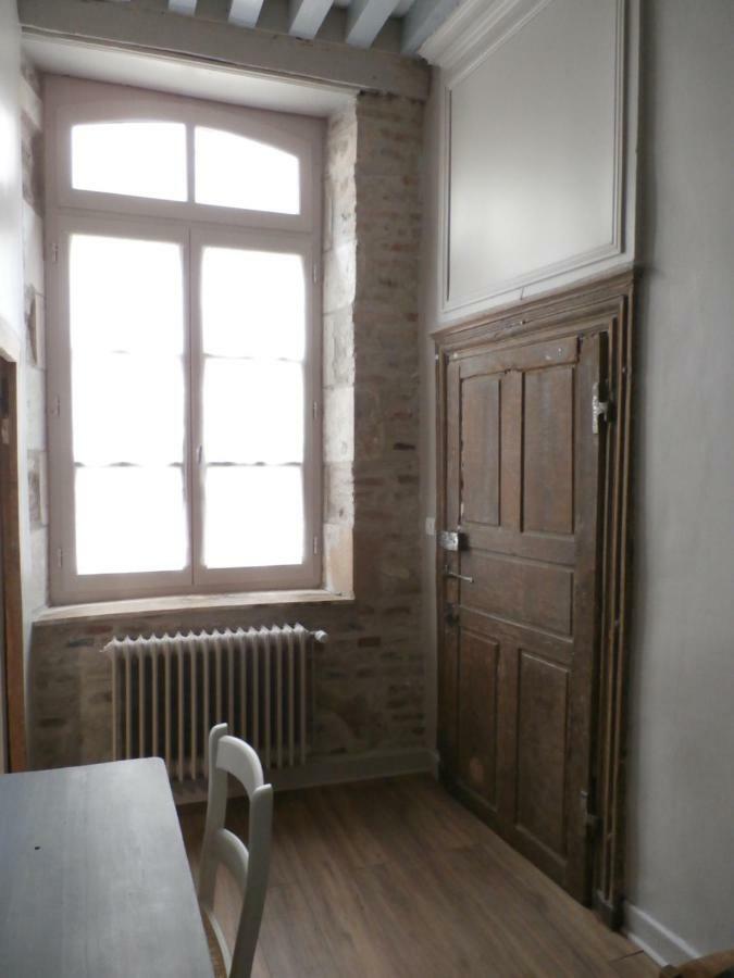 Le Logis Xviieme Apartment Moulins  Exterior photo